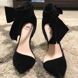 Black suede bow heals